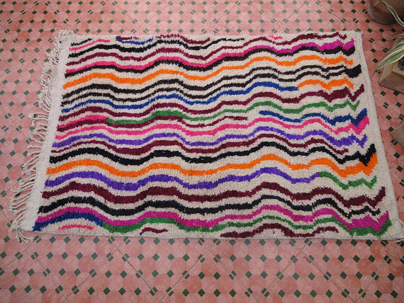 moroccan hand-woven azilal carpet berber 212 x 136 cm