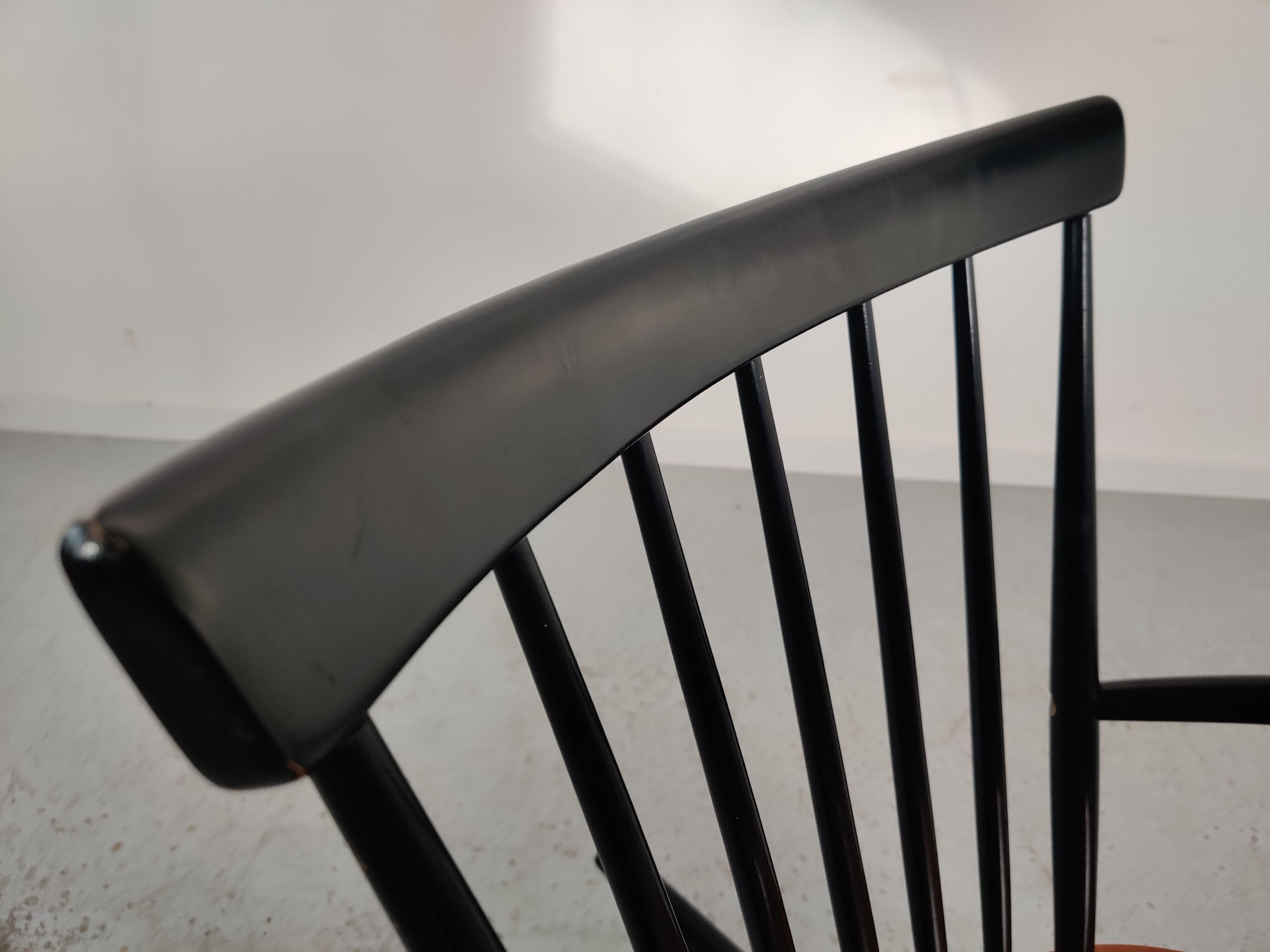 Rocking scandinavian vintage chair, 60s