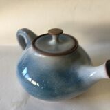 Teapot in sandstone