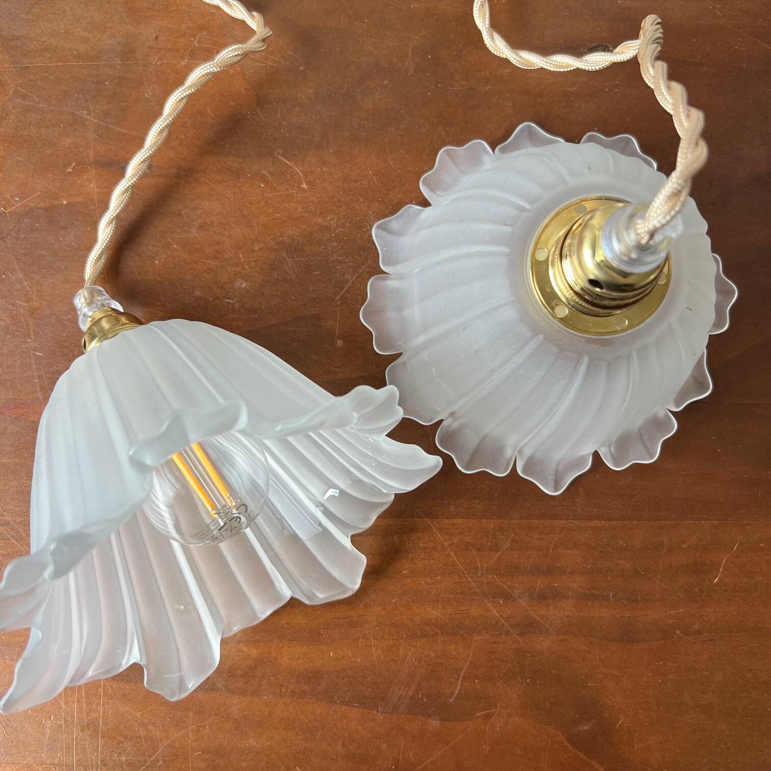 Duo of vintage “tulip” portable lamps