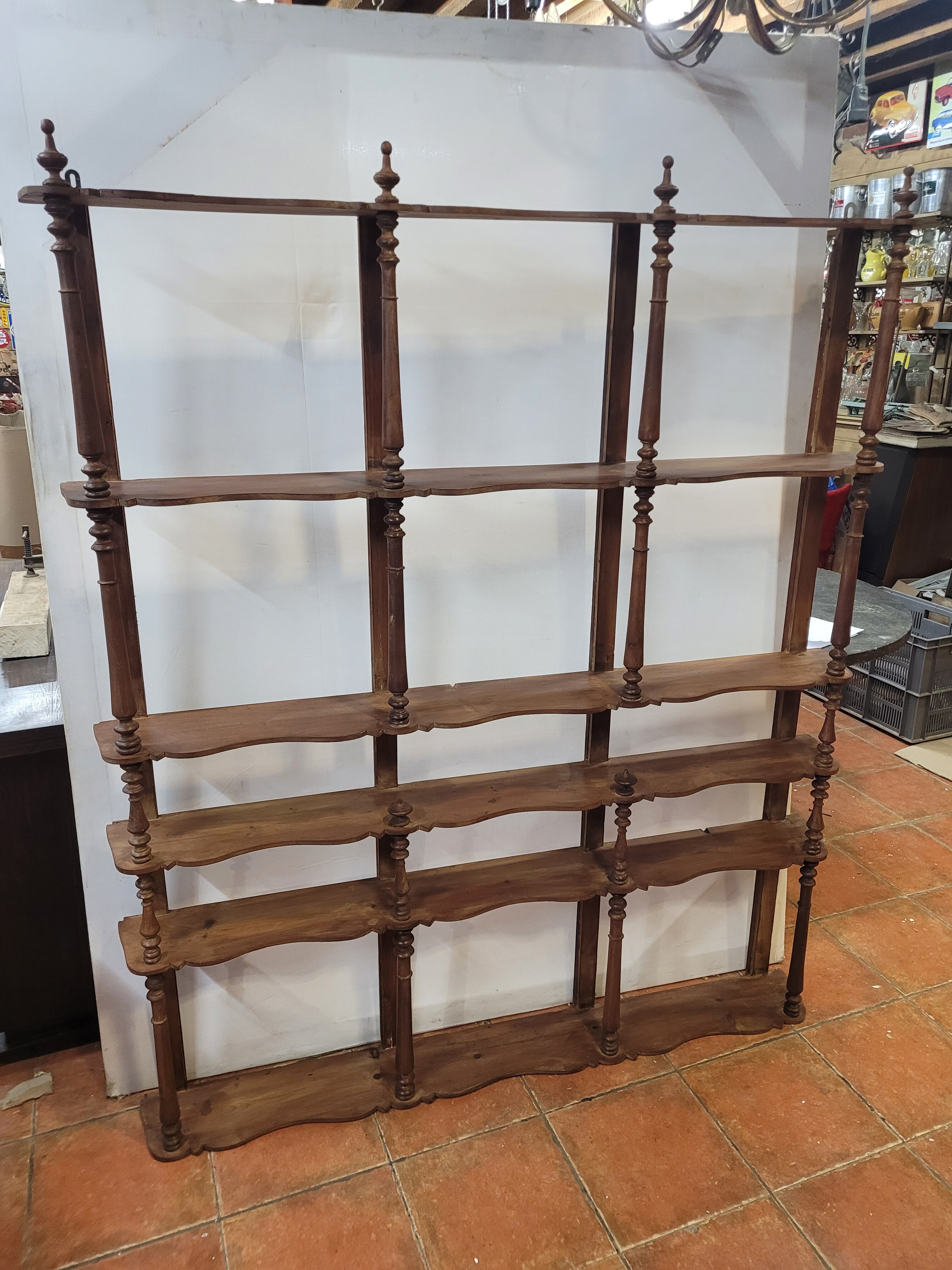 Old bar rear glass maker