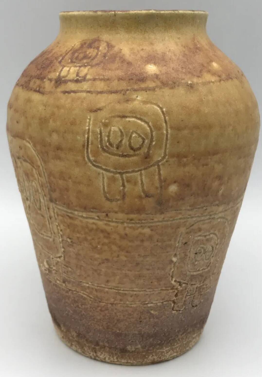 Vase vintage en céramique d’accolay, art brutaliste, signé hubert guy