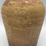 Vase vintage en céramique d’accolay, art brutaliste, signé hubert guy