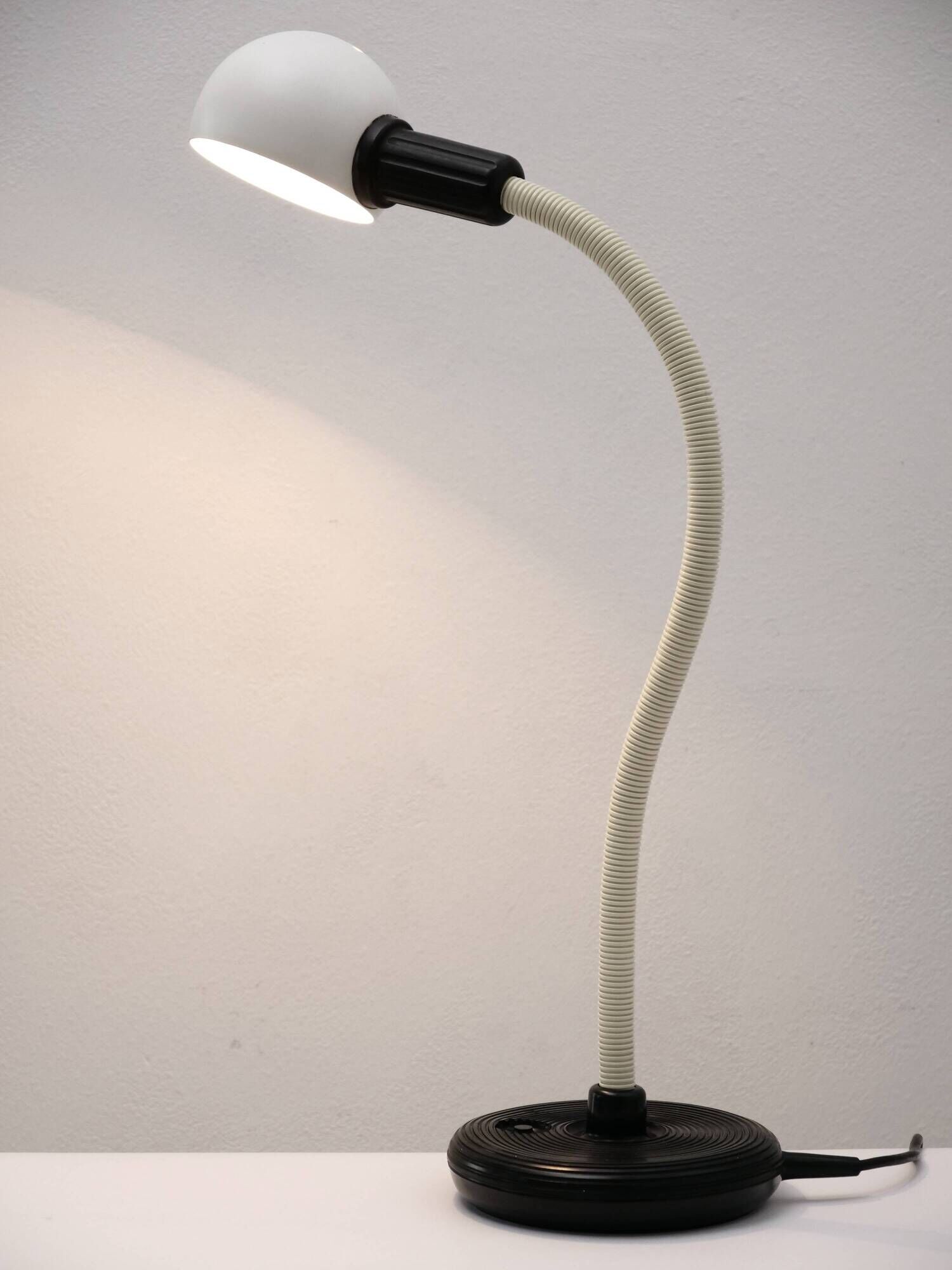 Flexible lamp Heibi Table Design Isao Hosoe for Valenti Italy 1970