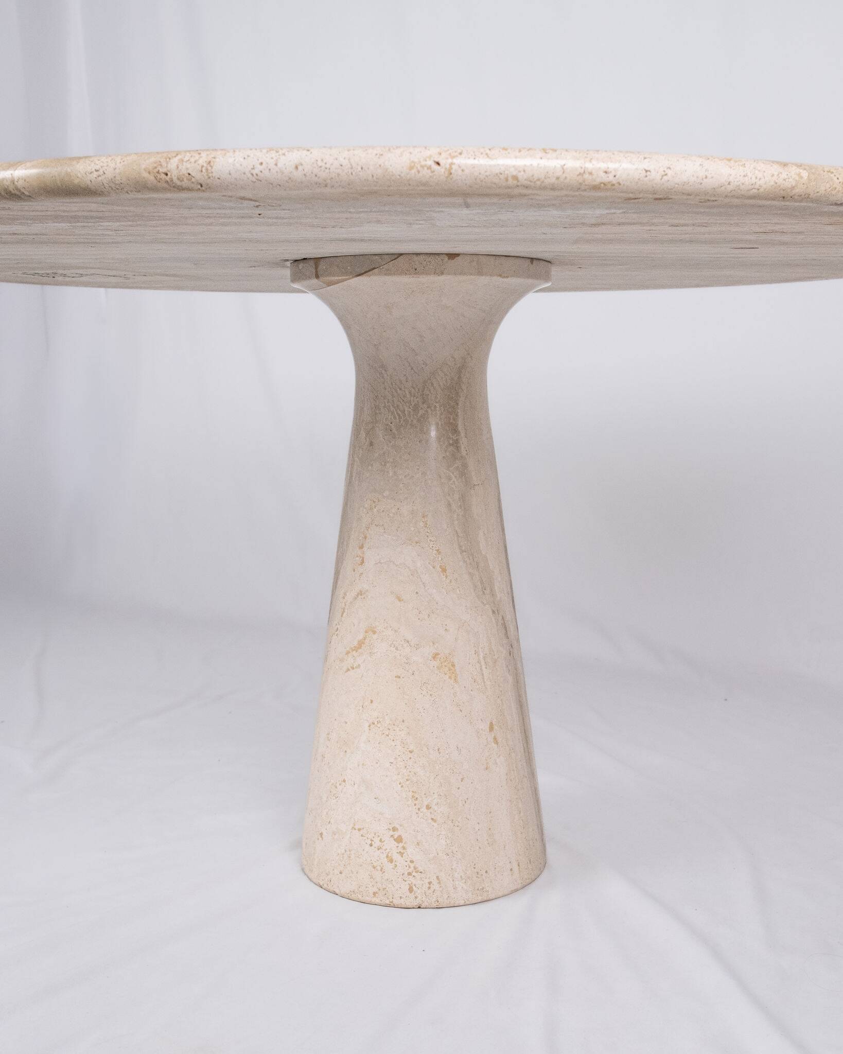 Pedestal dining table in travertine, Stone International, Italy, 1970s