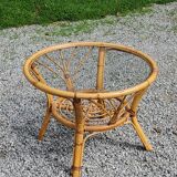 Round rattan coffee table with glass top from the 70s