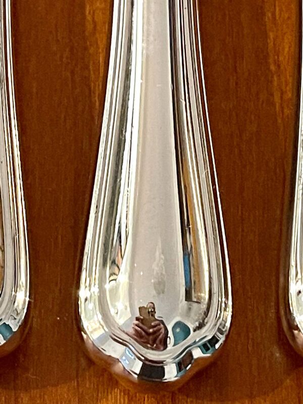 Christofle spatours 8 couteaux à entremets 19,5 cm très bon état