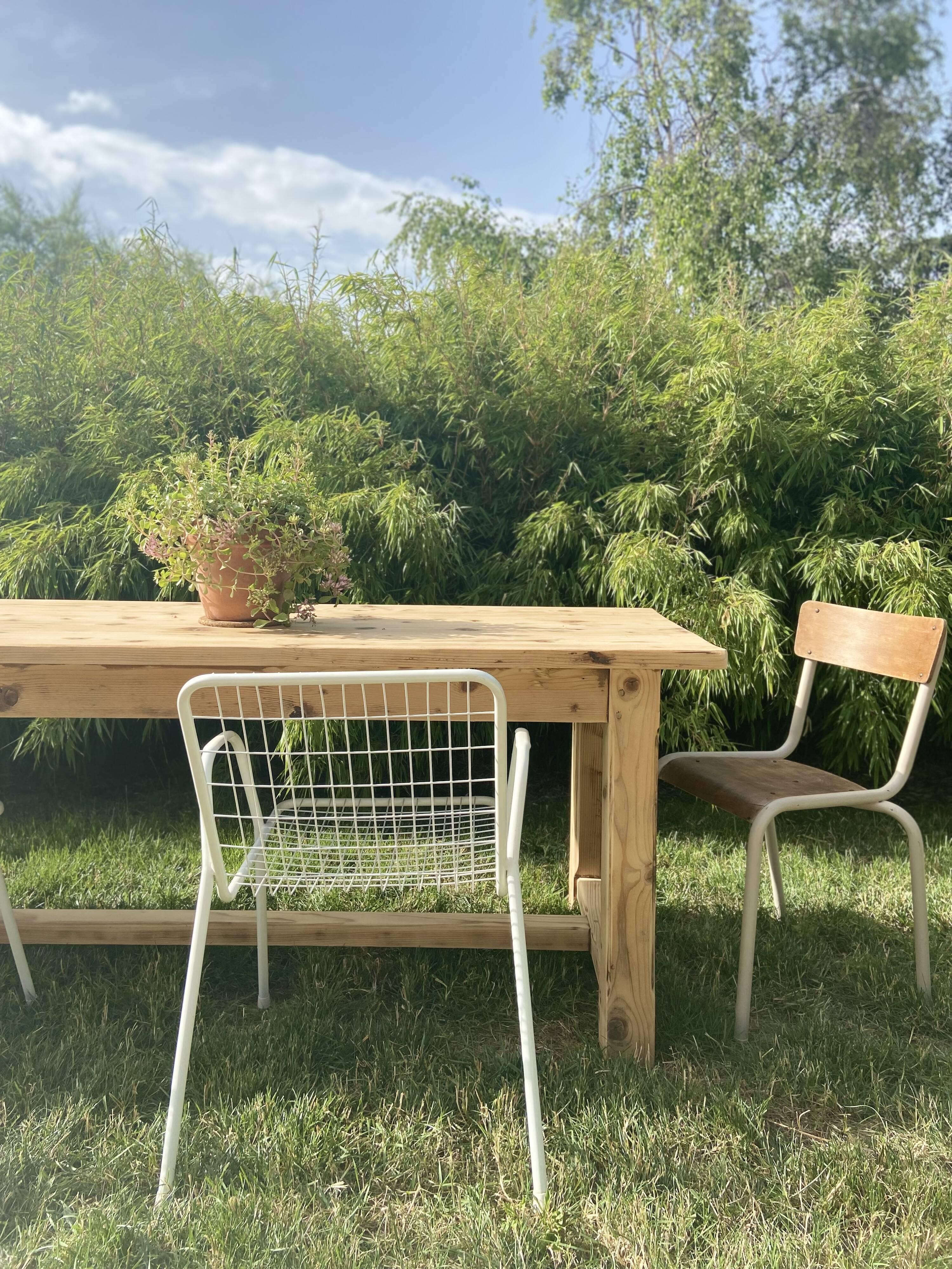 Farm table