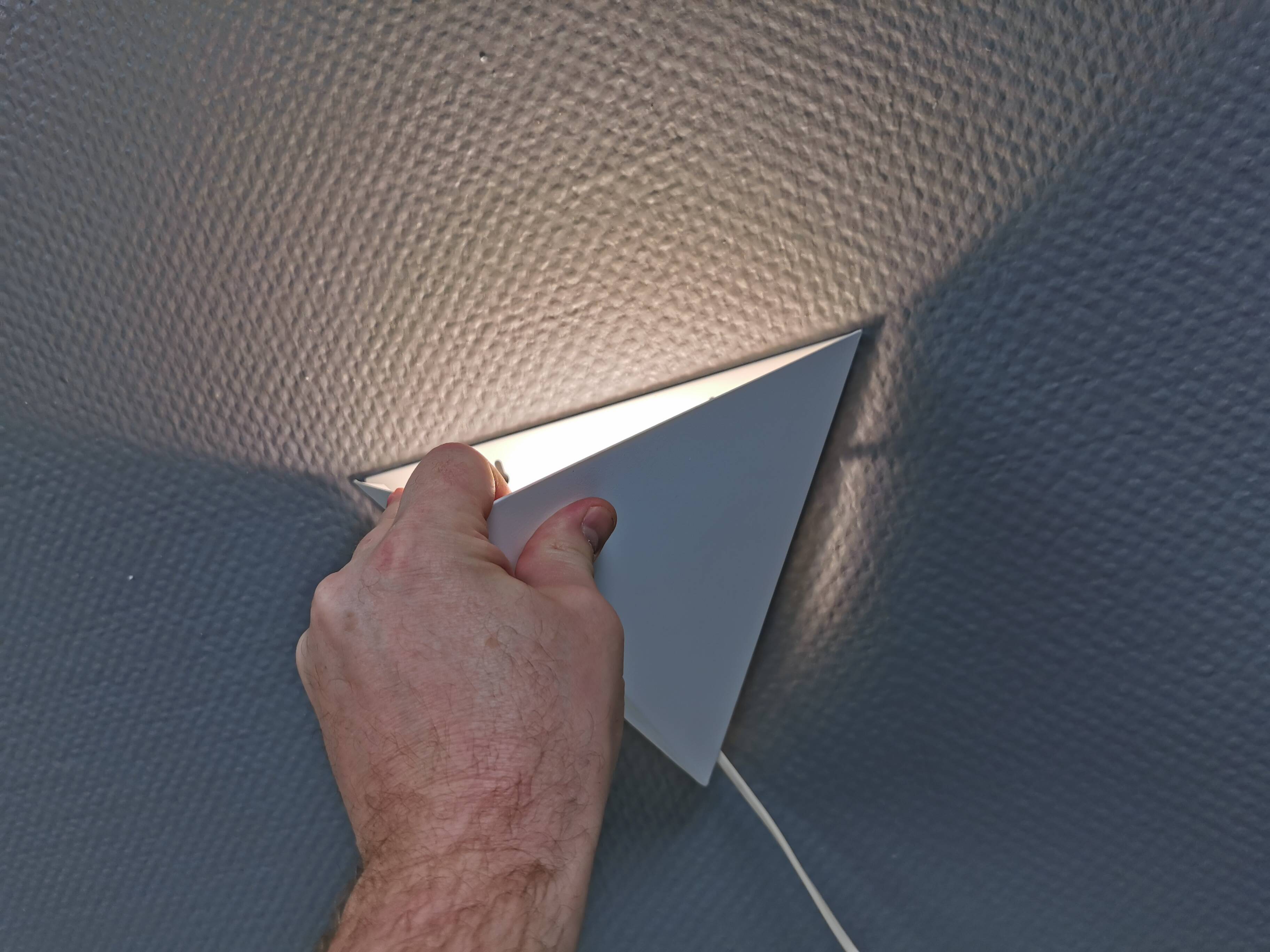 Applique murale inversée de Lyskilde danois des années 1980.