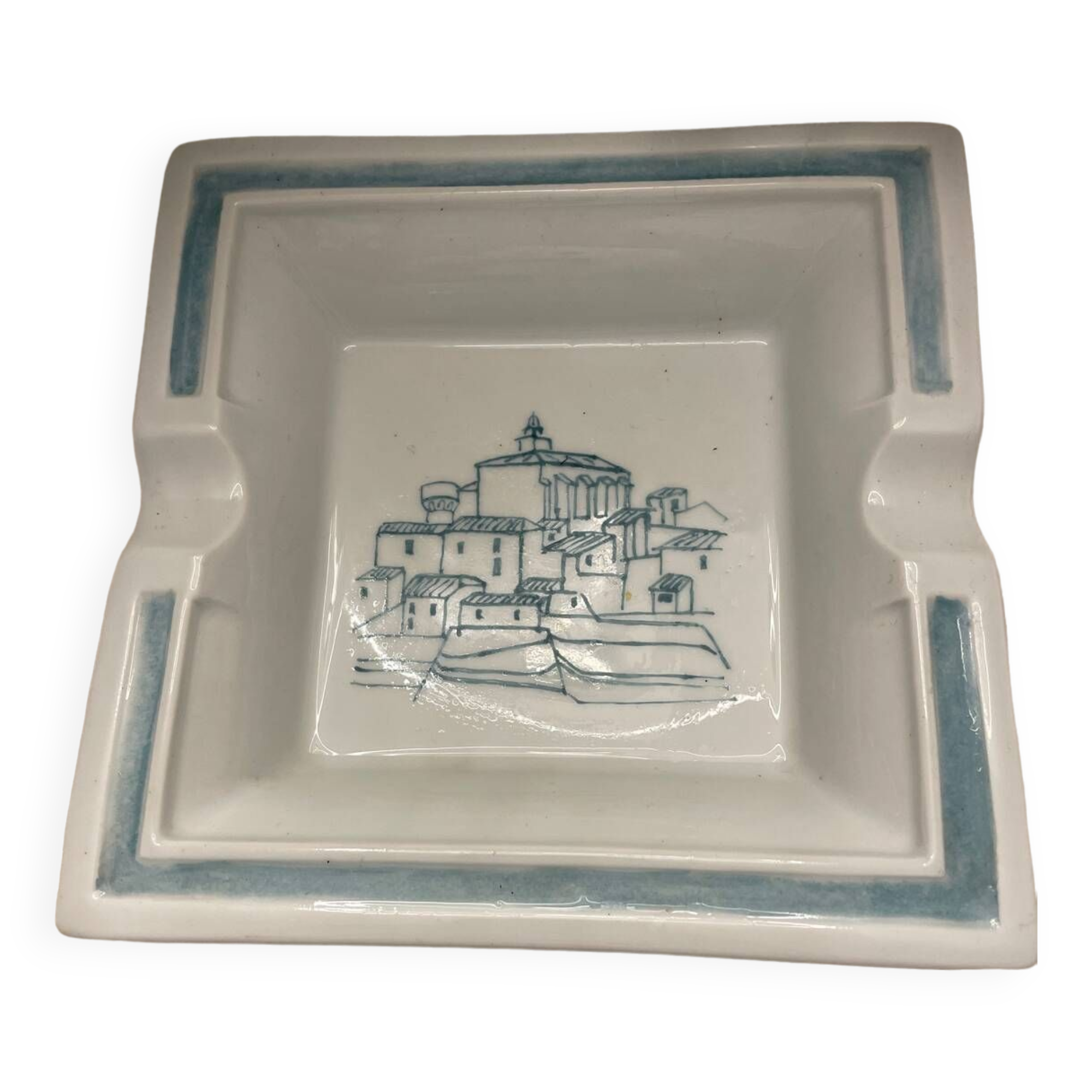 Ashtray st Guilhem the desert