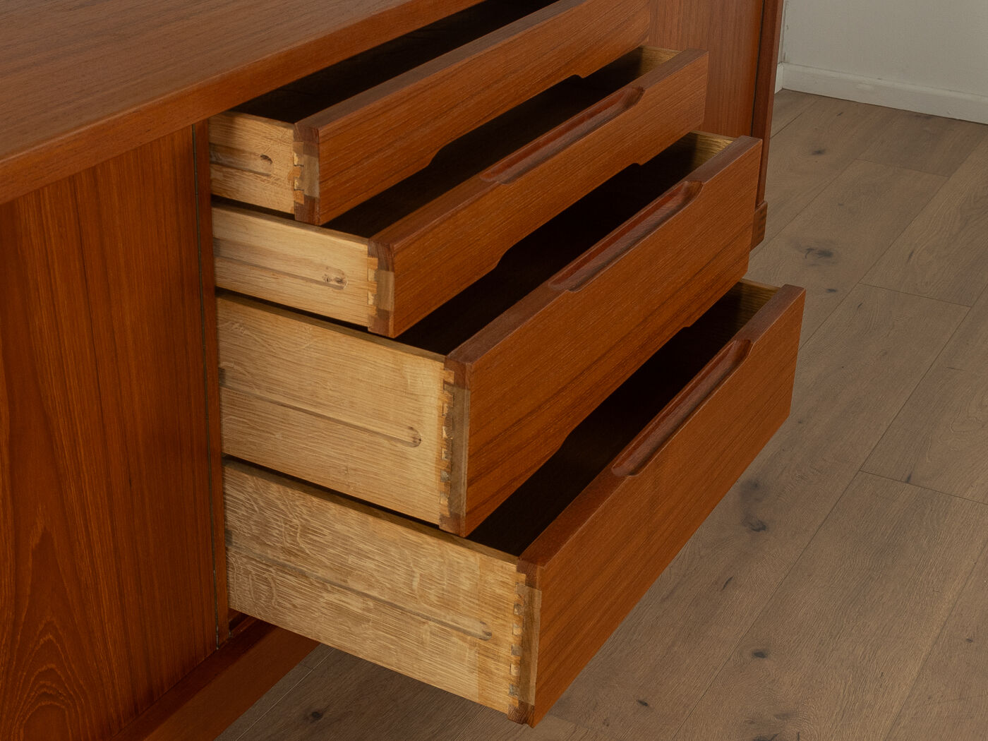 Buffet des années 1960, Henning Kjaernulf