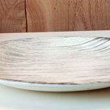 Seven flat plates from Salins, Bazas model