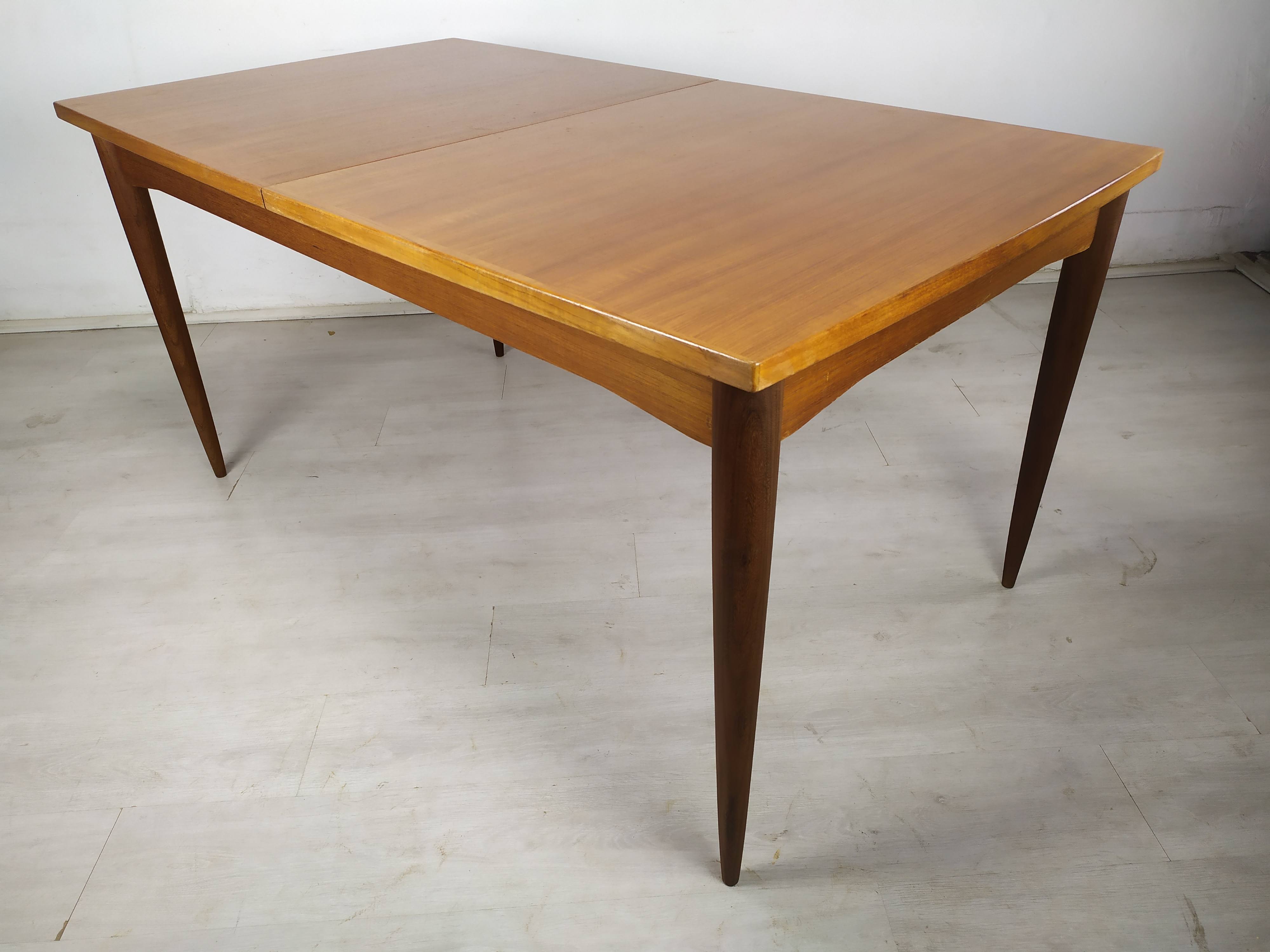 Scandinavian extendable table teak