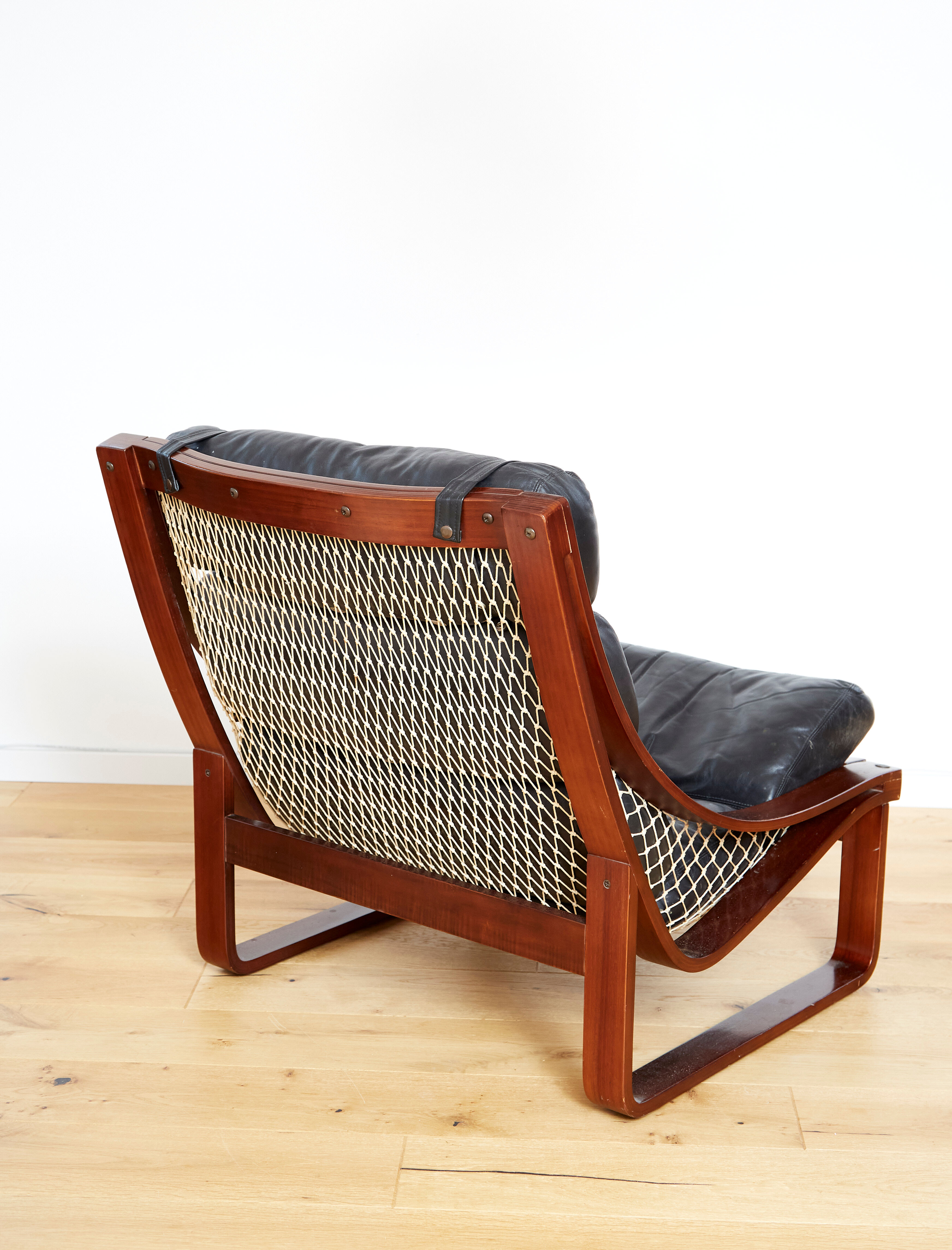 Fred Lowen Lounge Chair T4 for Tessa