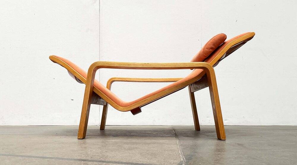 Mid-century modern Pulkka lounge chair by Ilmari Lappalainen for Asko, 1960s.