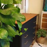 Chest of drawer compass feet