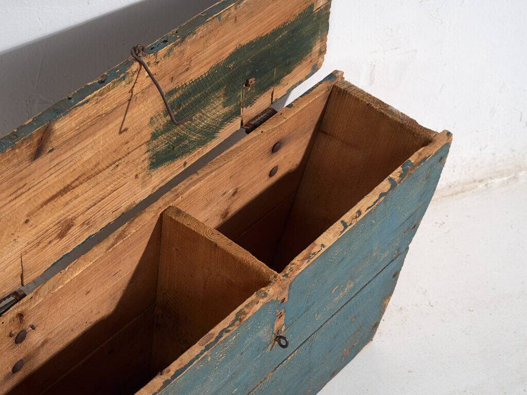Old storage trunk (c.1920) #112