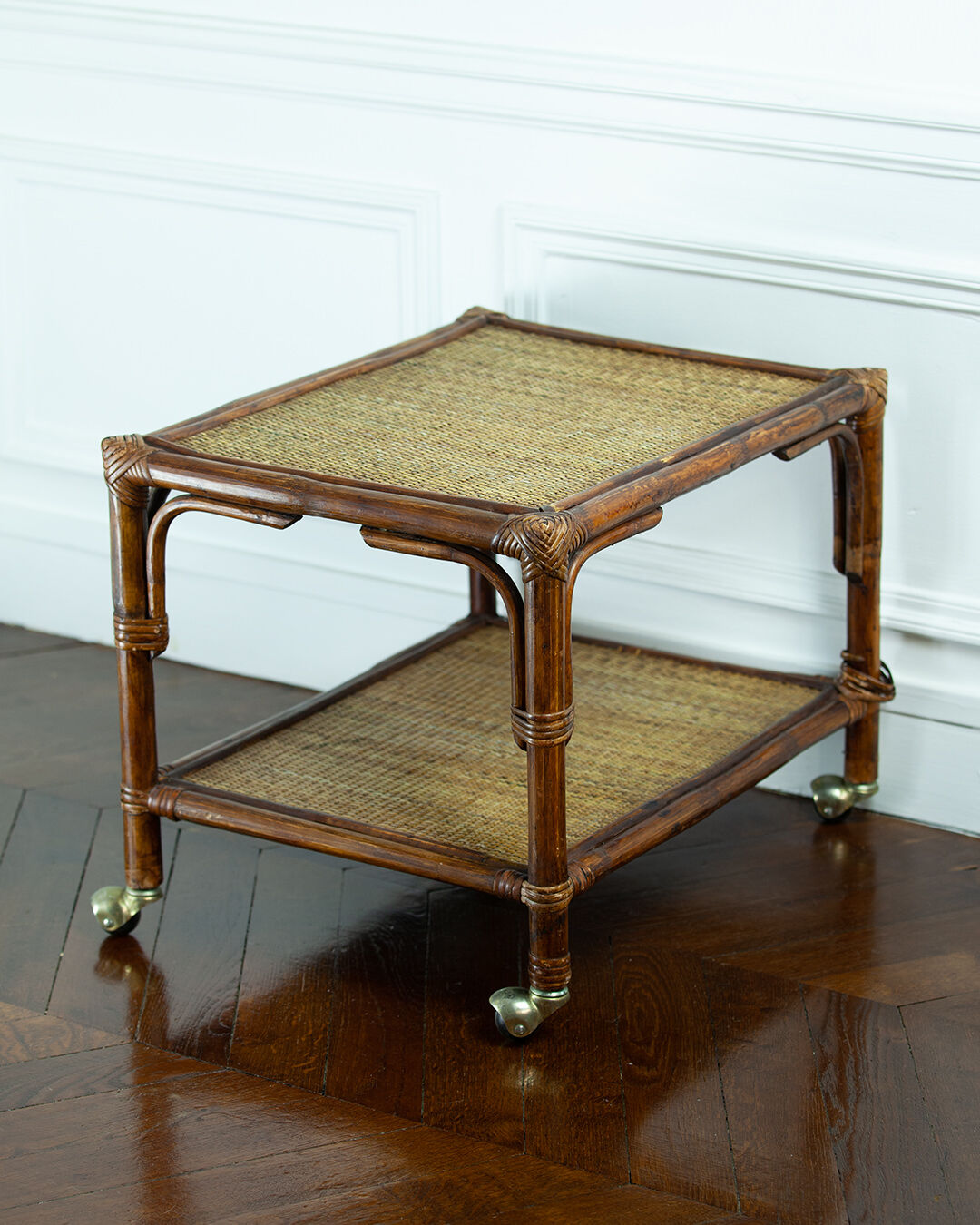 Paires de tables basses en rotin et osier