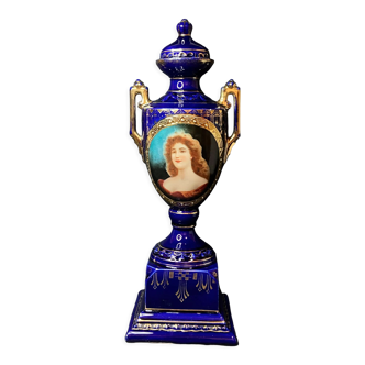 Vase en porcelaine bleue Josef Strnact Js 13