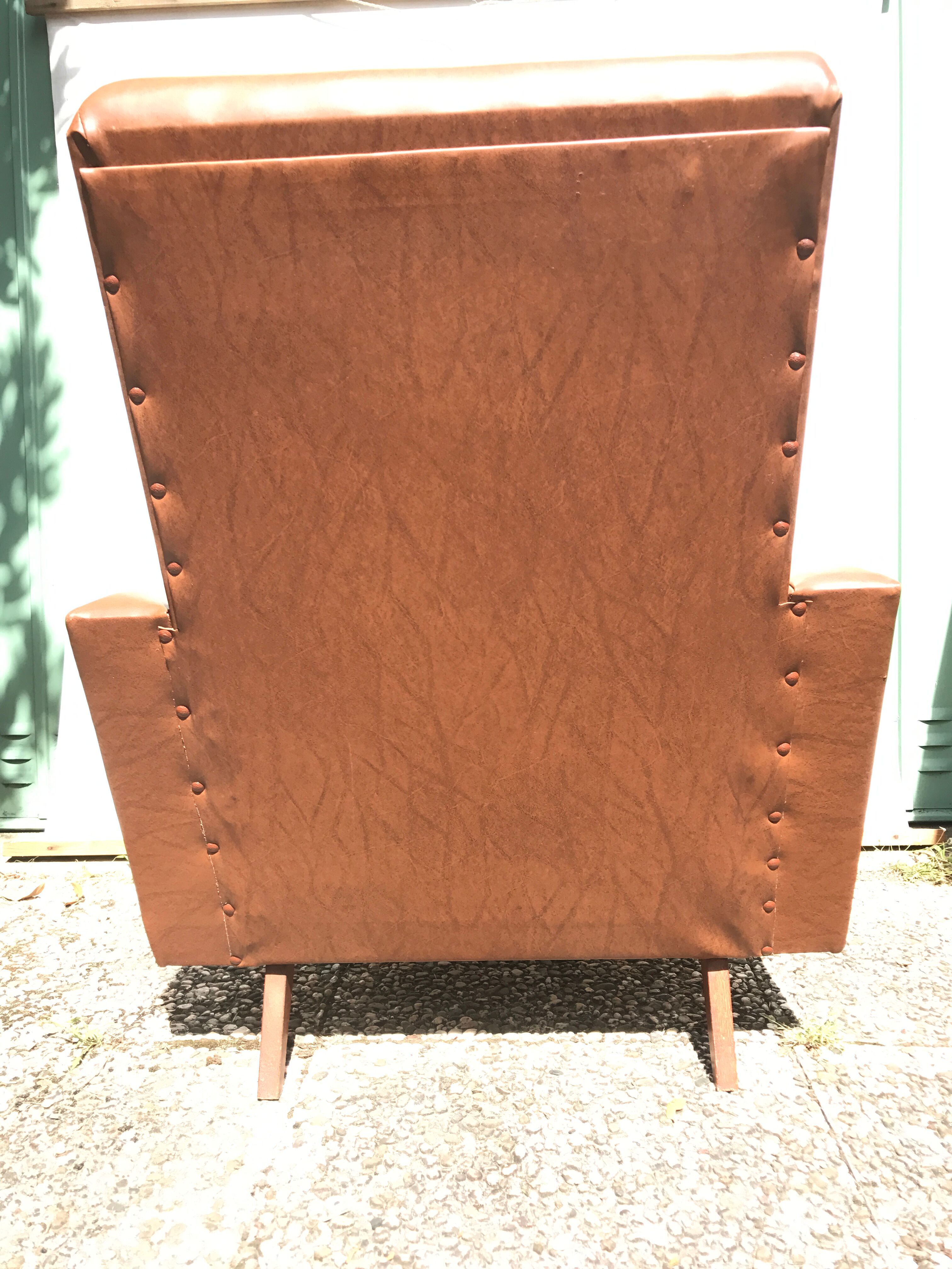 Ancient 70s armchair