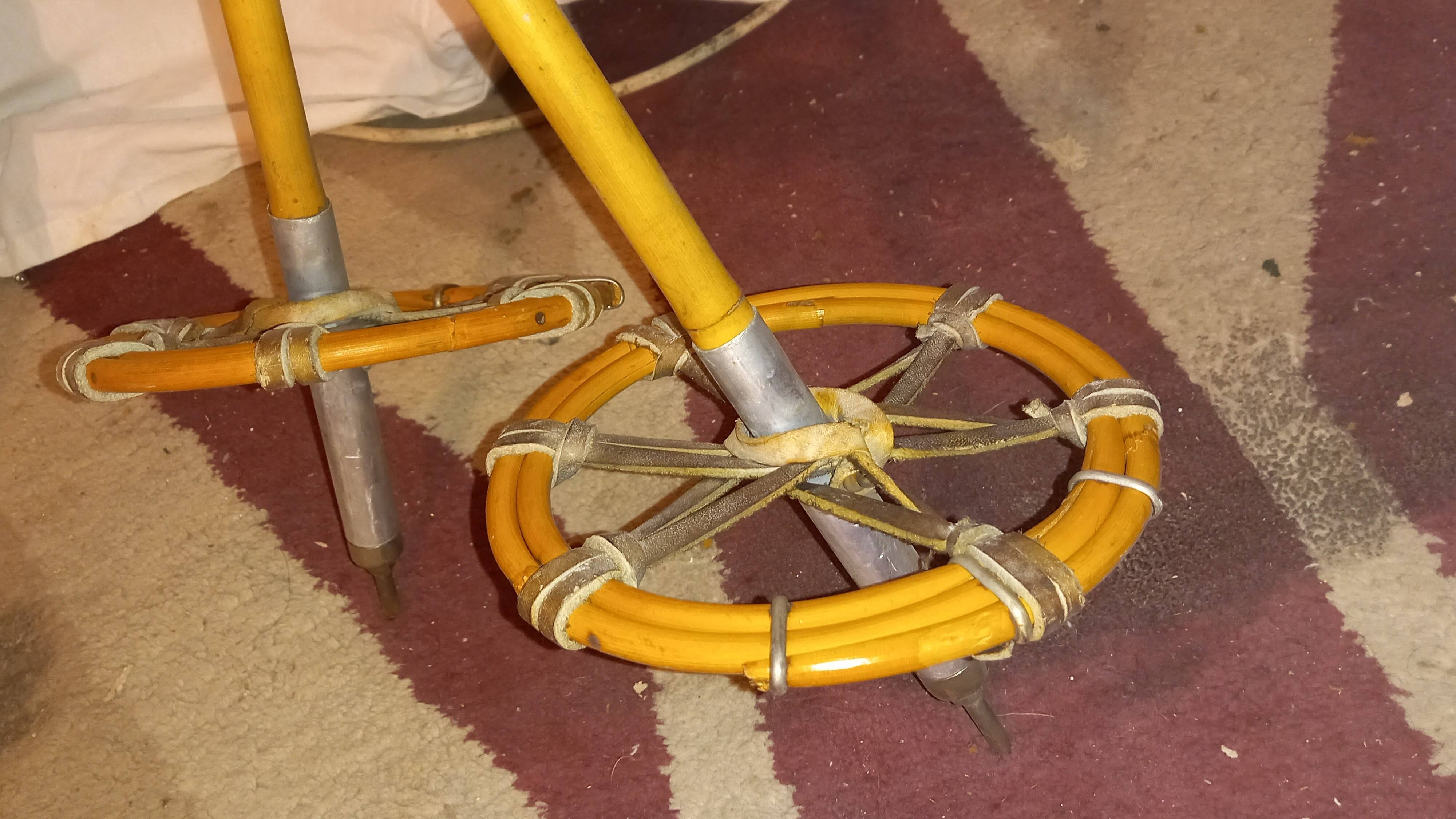 Pair of vintage wooden Skis and their poles + shoes.