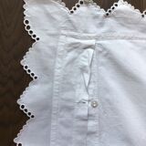Hand embroidered pillow taie LV scalloped edge