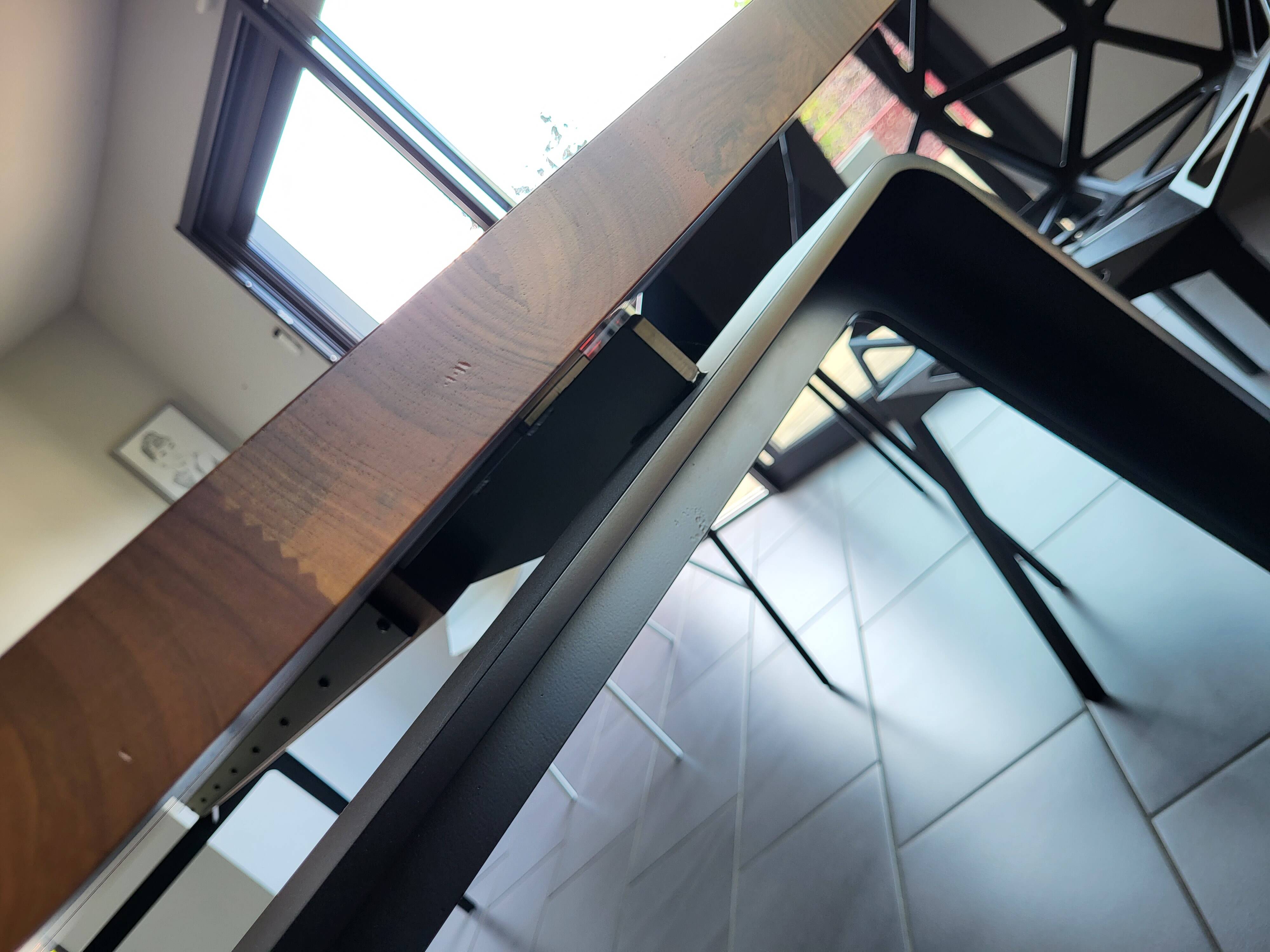 Table Odessa Ligne Roset