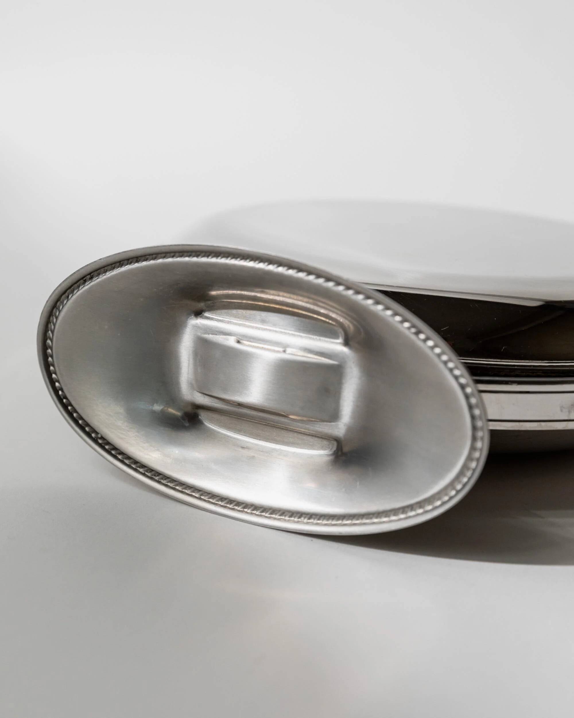 Plateau de service pliant vintage des années 1960, 3 assiettes gravées en acier inoxydable, design Carlo Alessi, série Mercury 898