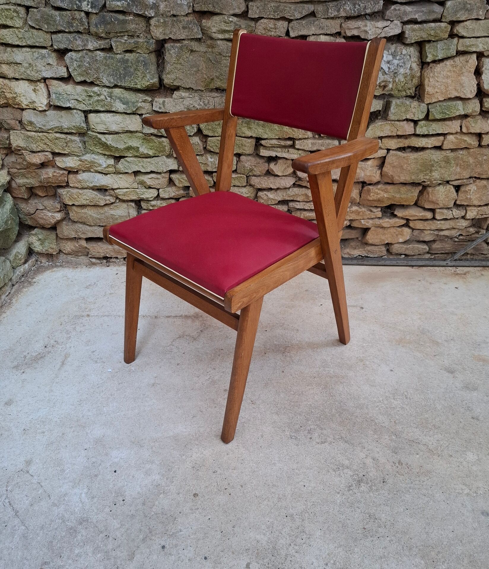 Fauteuil en hêtre et skaï