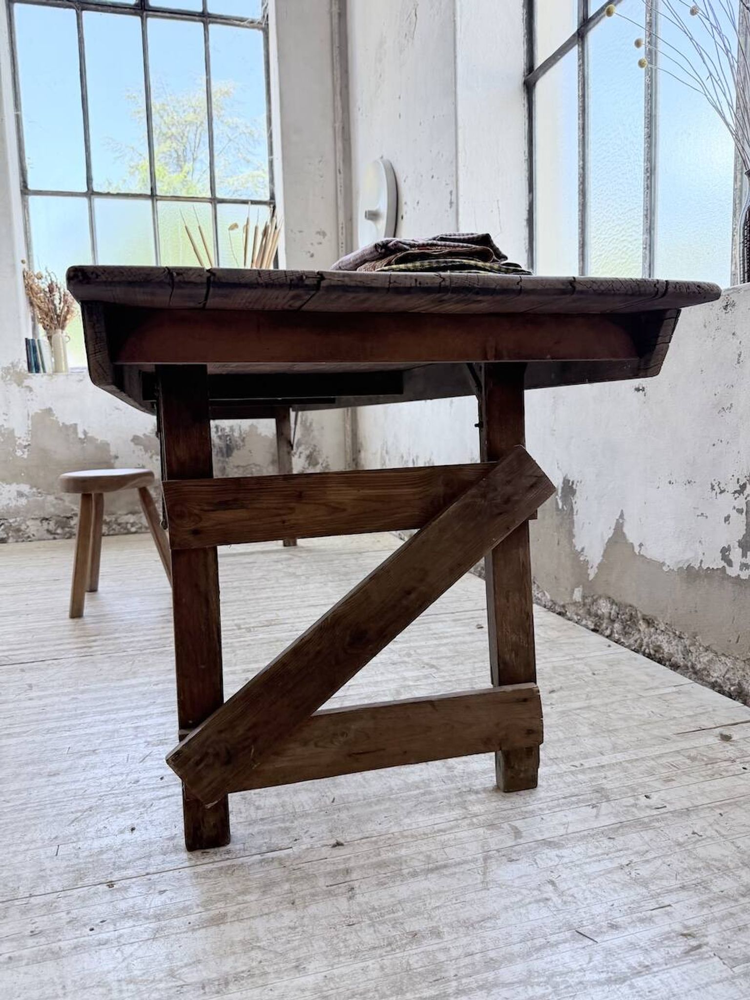 1950 XL folding farmhouse table in pine