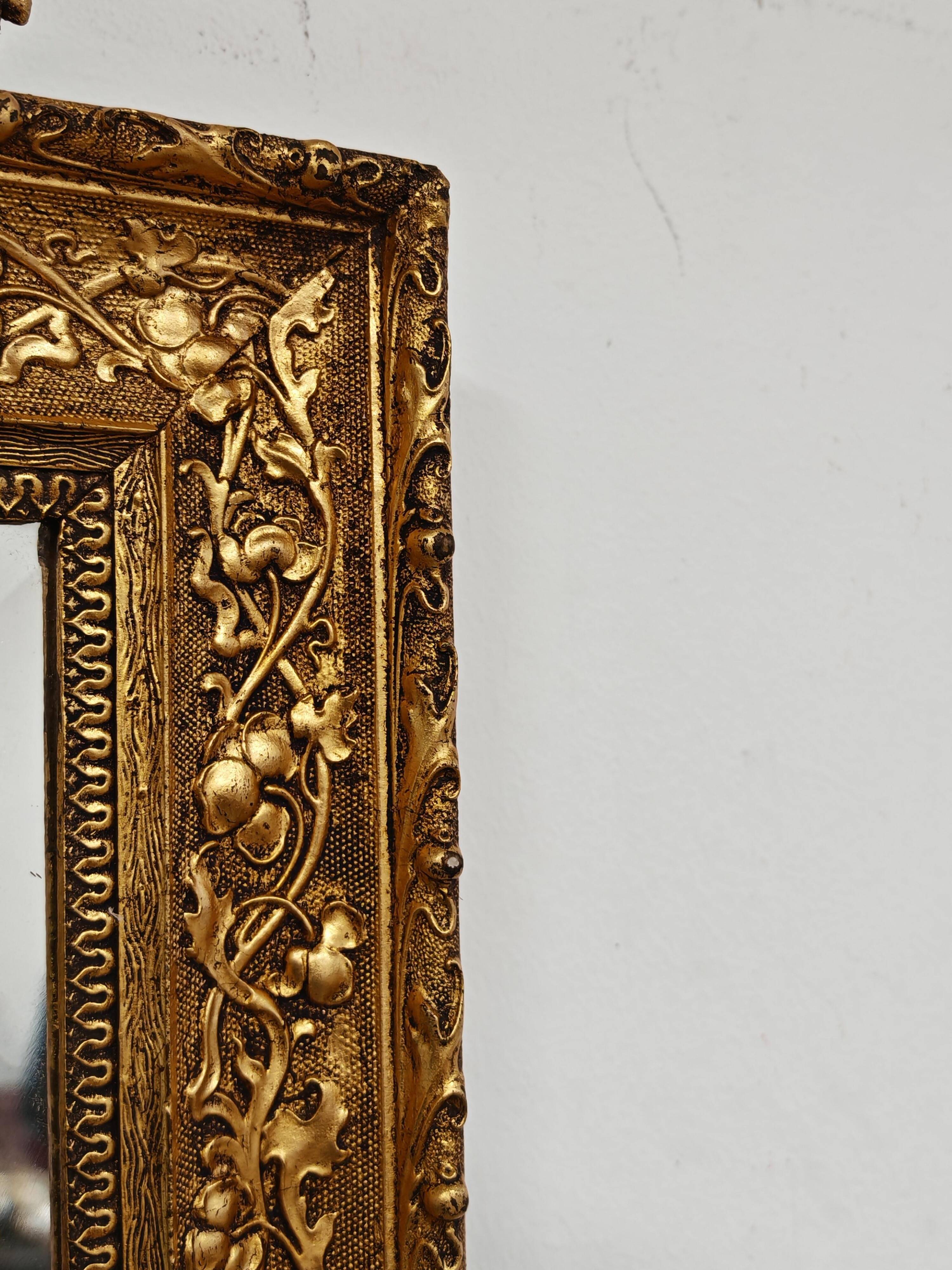 Miroir ancien en bois doré, style néoclassique, 19ème siècle
