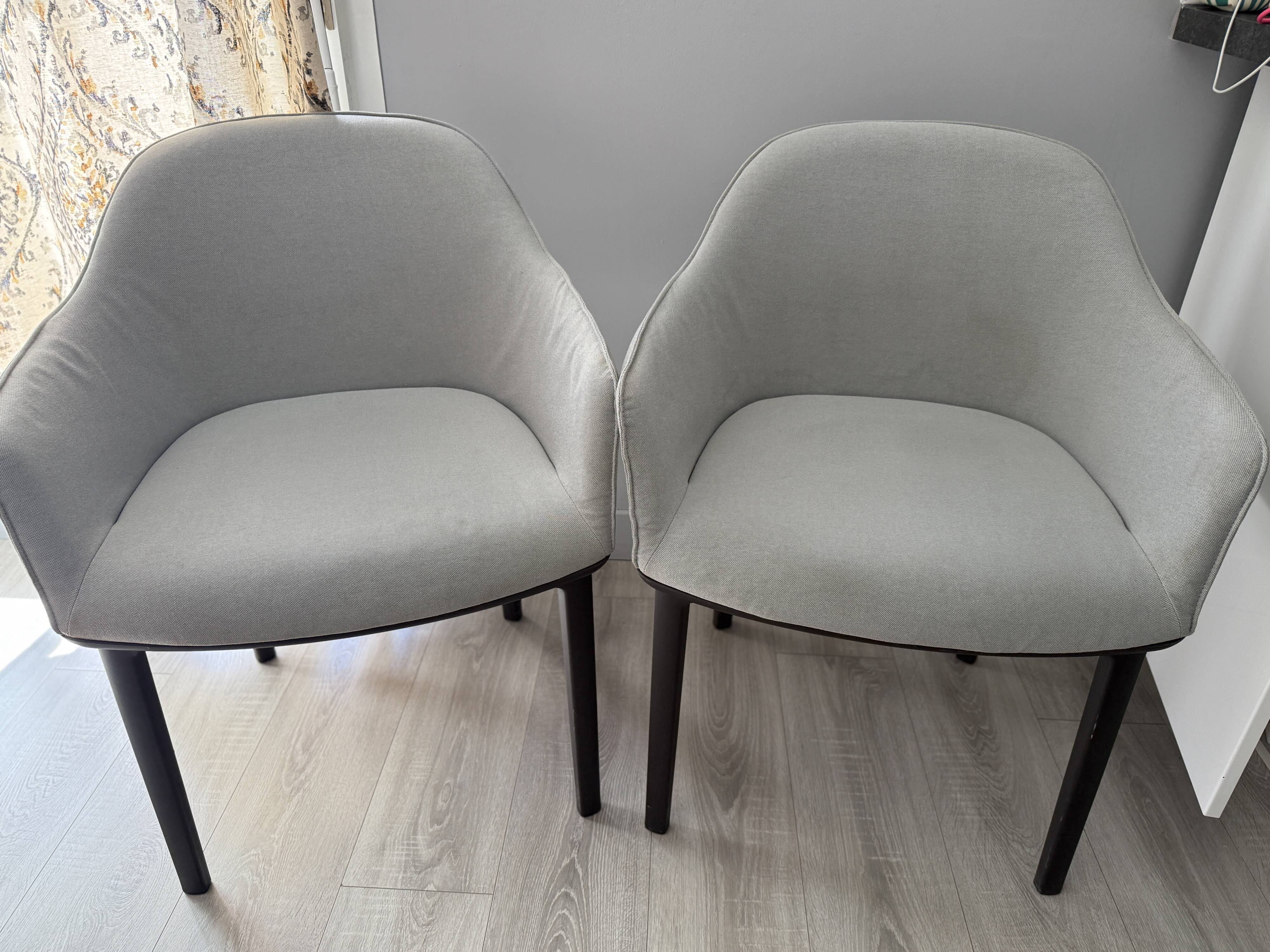 Paire de fauteuils Softshell Chair – Ronan & Erwan Bouroullec pour Vitra