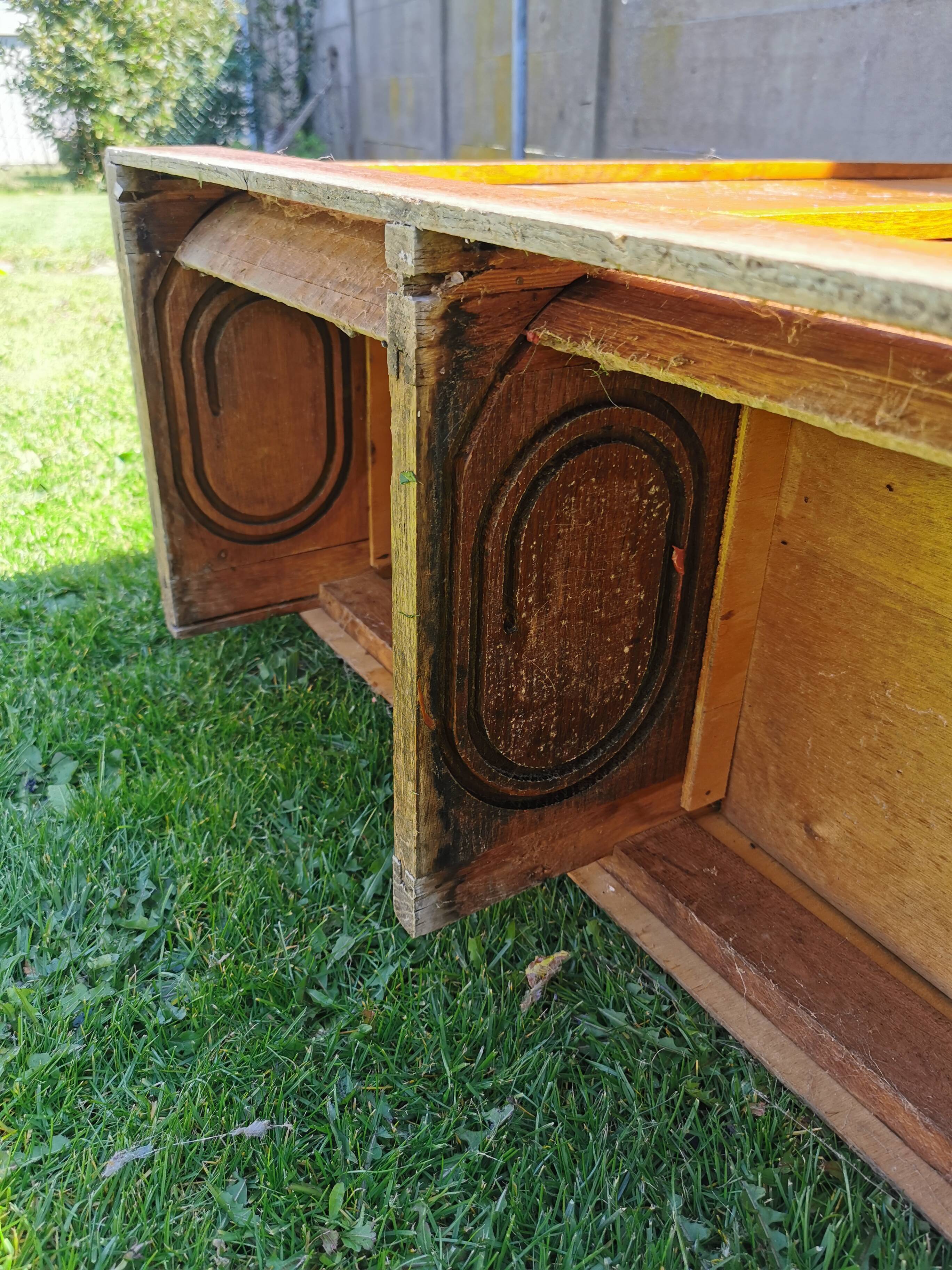 Light oak double curtain binder, year 50