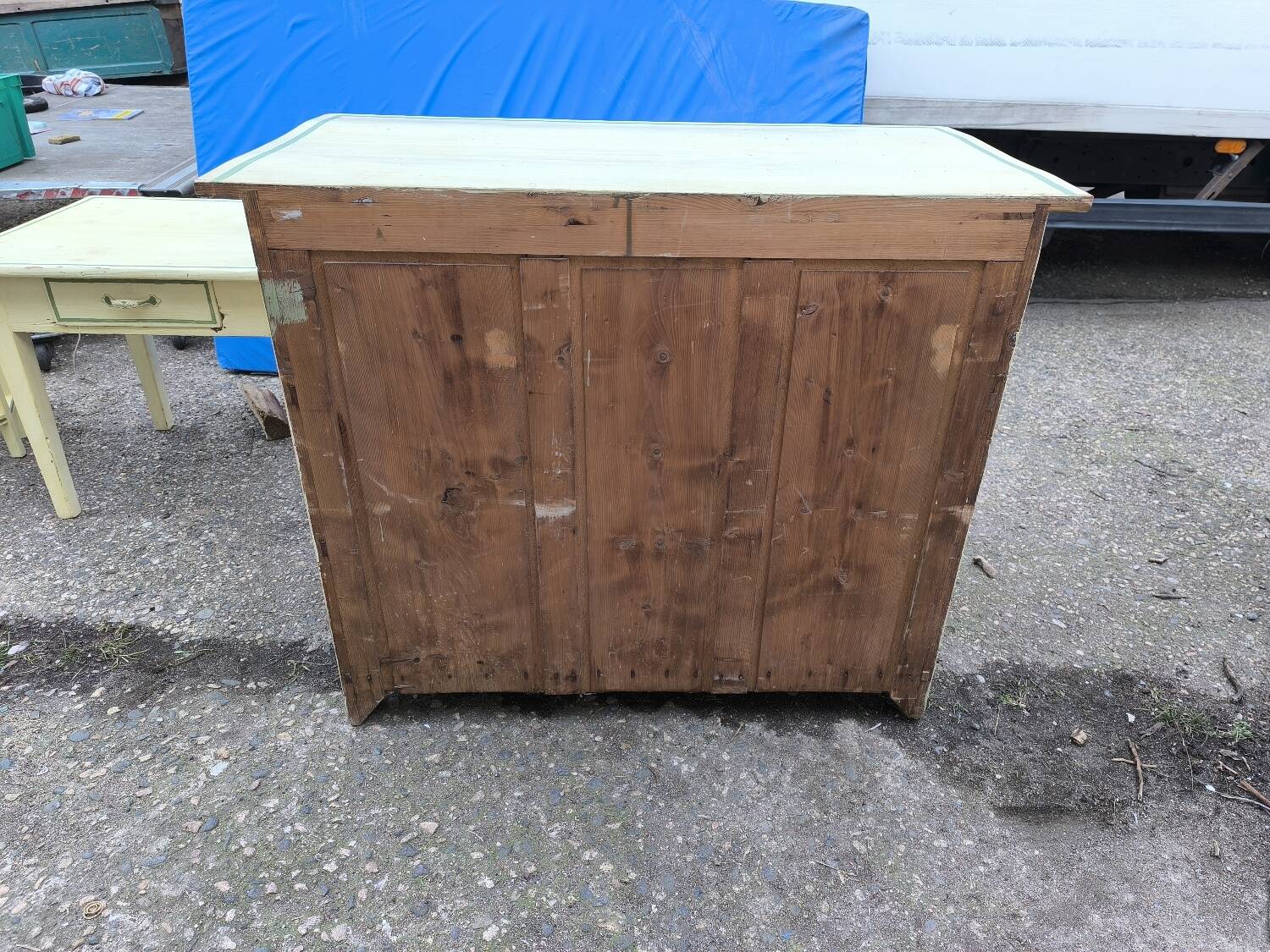 4-drawer chest of drawers with yellow and green patina by a local artist