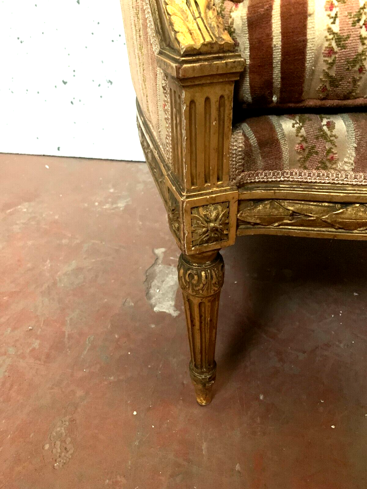 Louis xvi style shepherdess in gilded wood xx century