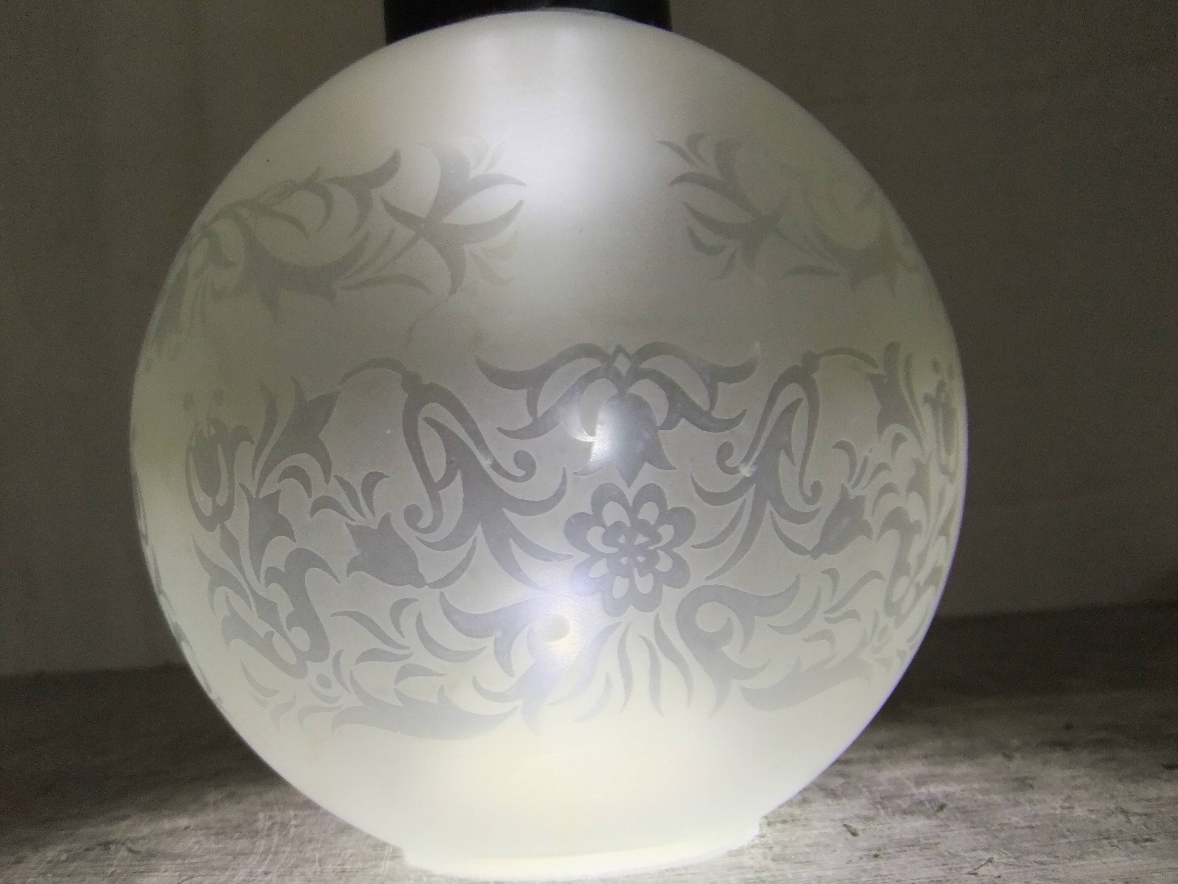 Engraved glass globe tulip oil lamp