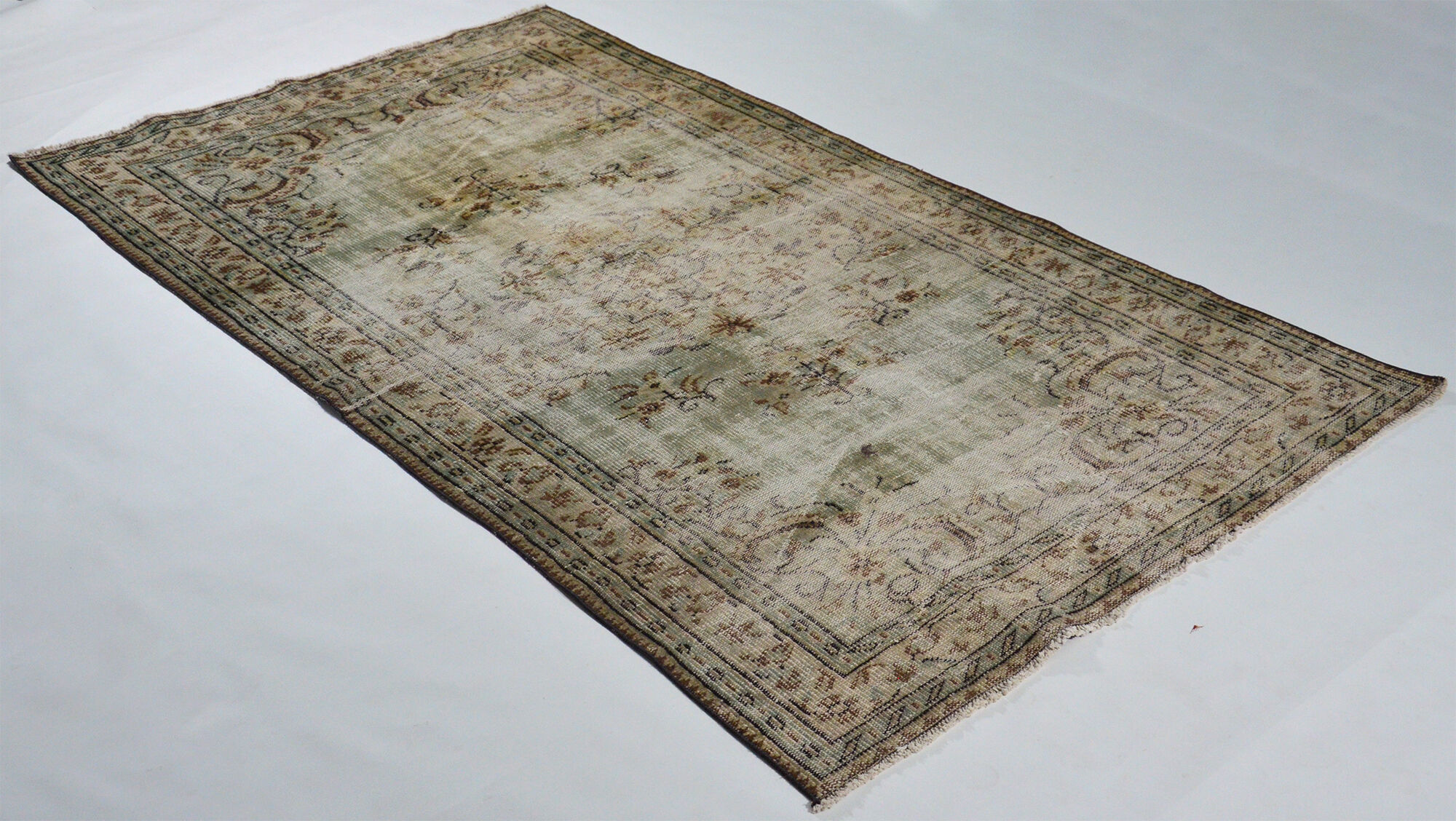 Anatolian handmade vintage rug