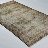 Tapis vintage anatolien fait à la main