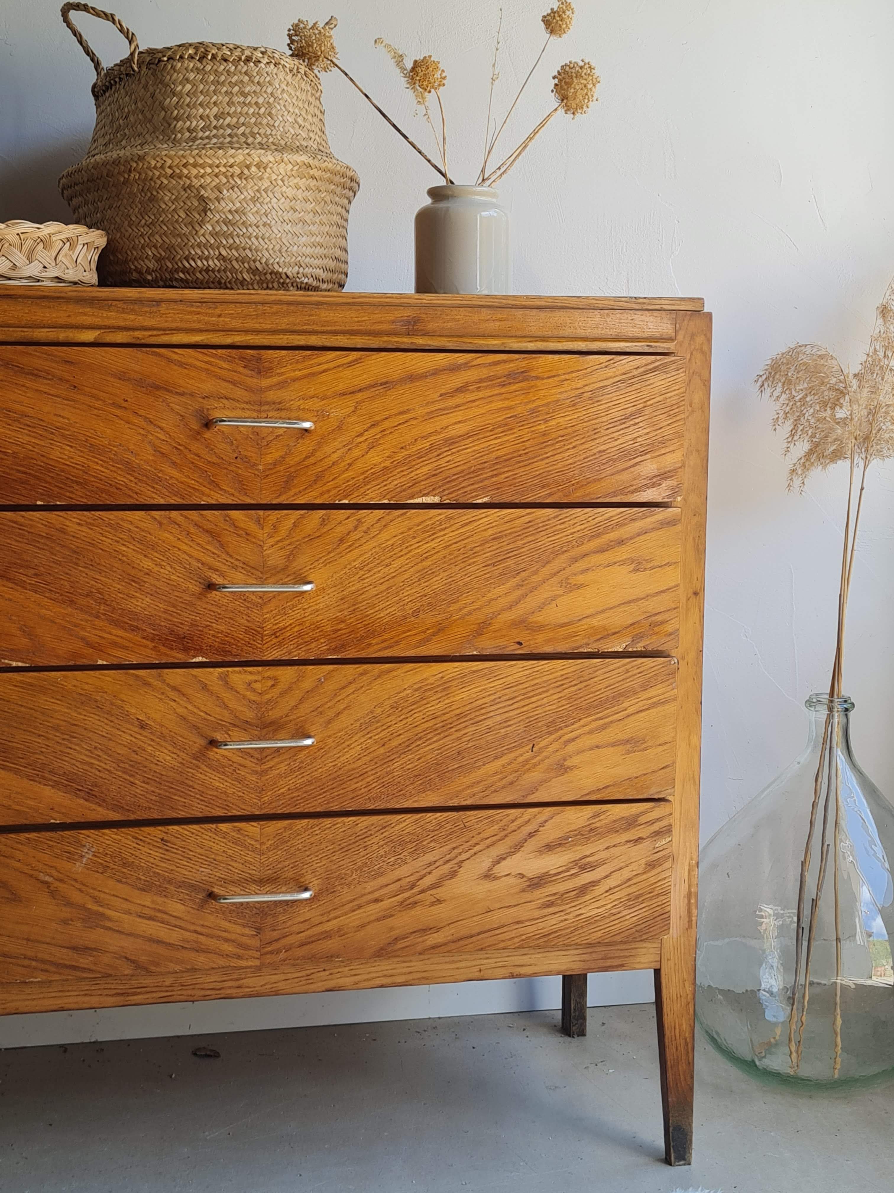 60s dresser - 4 drawers