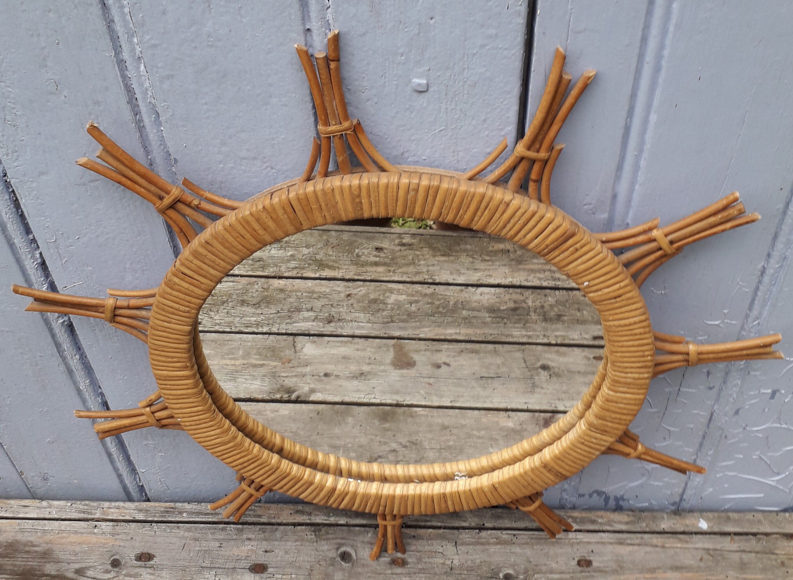 52x52 cm rattan mirror