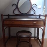 Coiffeuse en rotin avec son tabouret