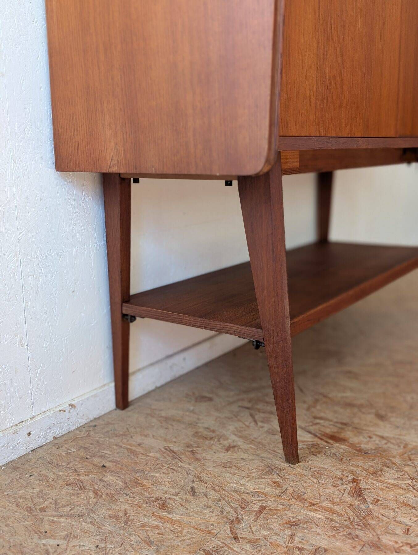 Oak furniture SAM from the 1950s.