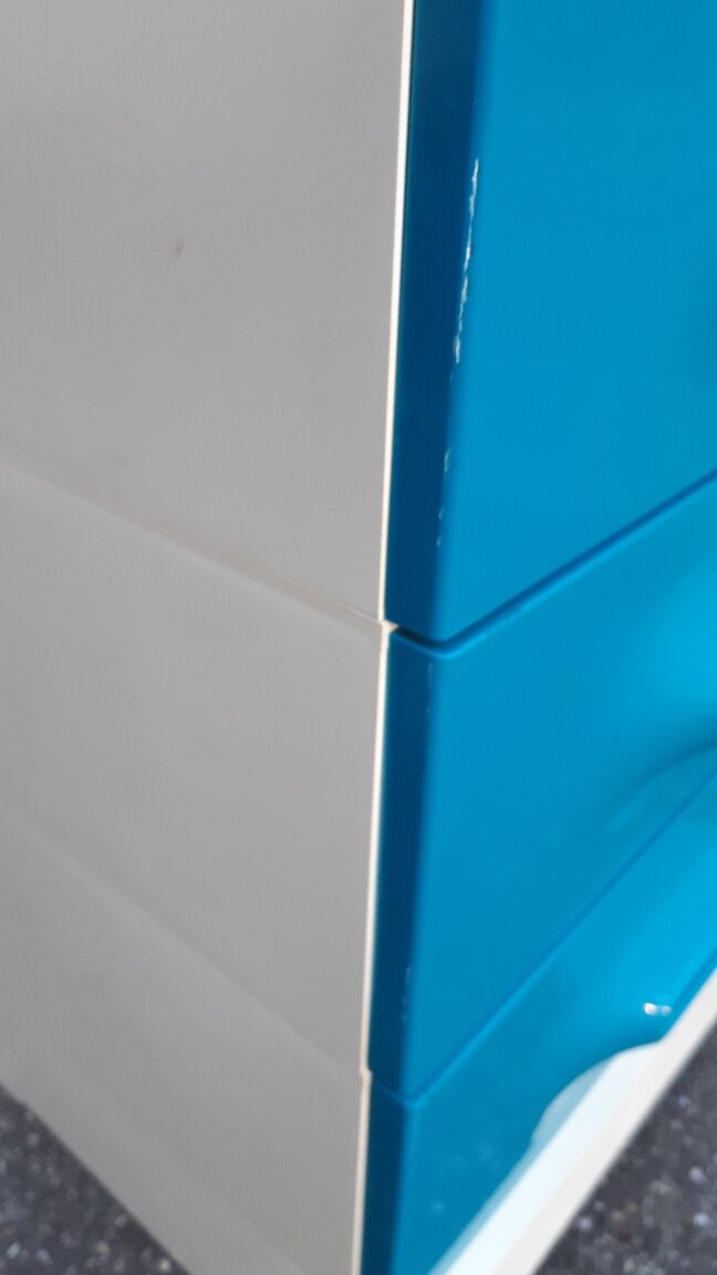 Chiffonnier distribué par Prisunic 1970