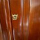 Armoire de style Louis Philippe