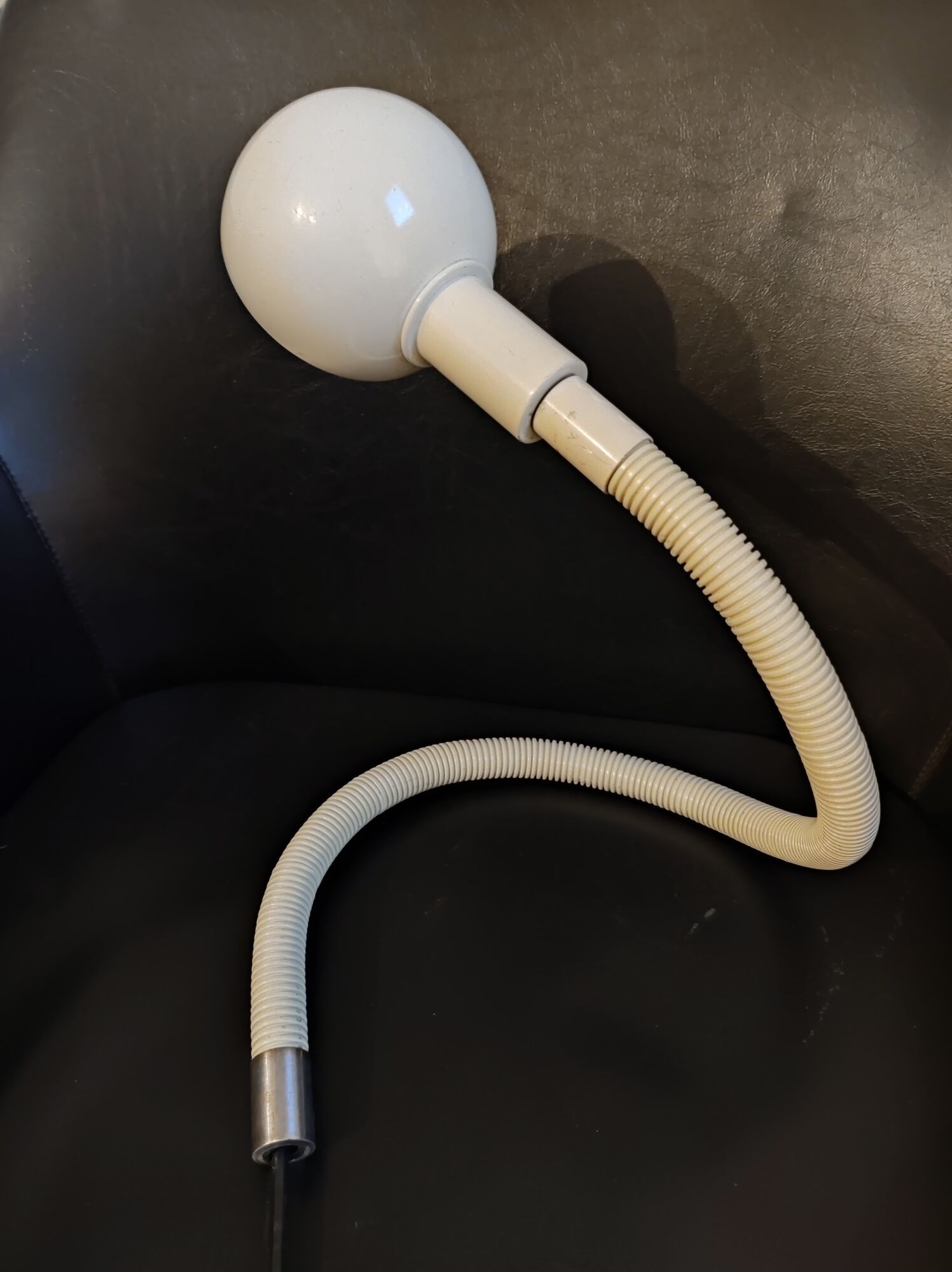 Flexible snake lamp Hebi by Isao Hasoe for Valenti Luce made in Italy