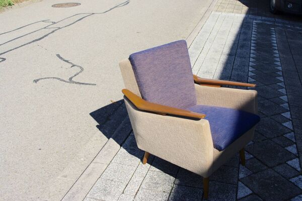 Fauteuil vintage italien accoudoir bomrang