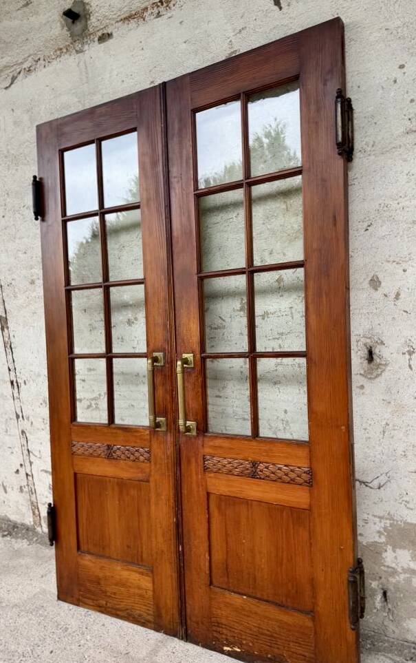 Pair of Art Deco bistro swing doors