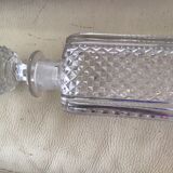 Fully chiseled crystal decanter