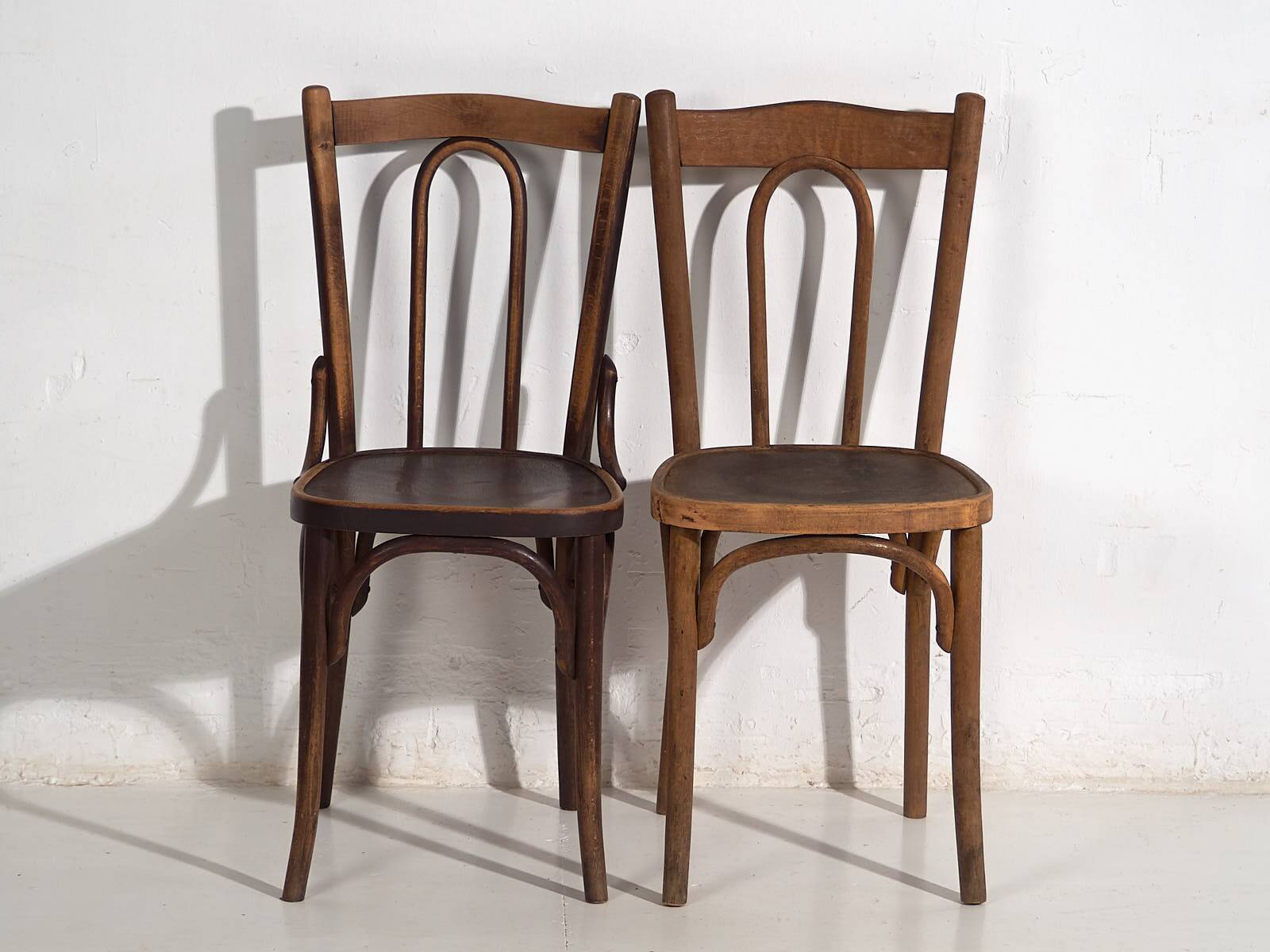 Antique dining chairs (c. 1920). Set of 6, no. 2