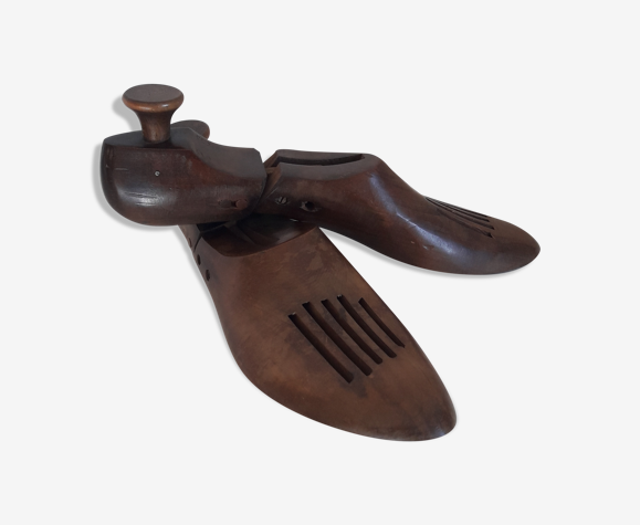 Paire d'embauchoirs anciens